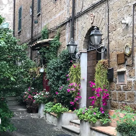 La Casa Al Vicolo * Capranica
